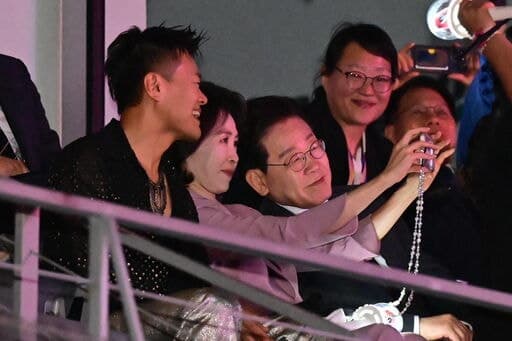 멕시코 국빈 방문 이재명 대통령, 스트레이 키즈 공연 관람하며 K팝 교류