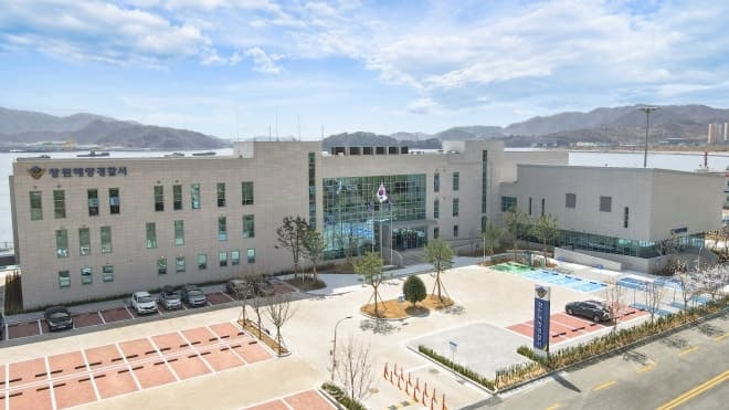 부산 가덕도 갯바위서 40대 낚시객 추락…해경·민간 어선 구조