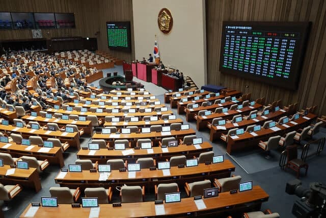 현직 검사, 검찰 수사권 폐지 형사소송법 개정안에 헌법재판소 권한쟁의심판 청구
