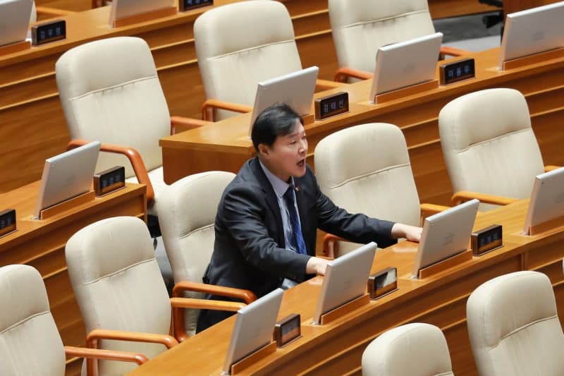 민주당 "DMZ 폭발 사고 은폐 선동 멈춰야…장병의 피를 정쟁 소재로 쓰지 말라"