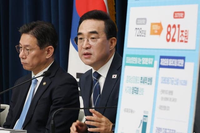박홍근 기획예산처 장관 "호남 반도체 클러스터, 기업 팔 비틀기 아닌 전폭 지원"