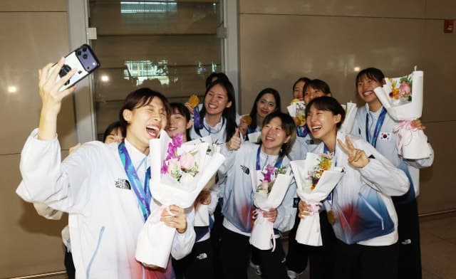 12년 만의 쾌거, 한국 농구 남녀 동반 금메달로 아시안게임 제패