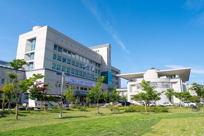 강원교육청, '스마트폰 청정 학교' 선포…교실 속 일상 되찾는다