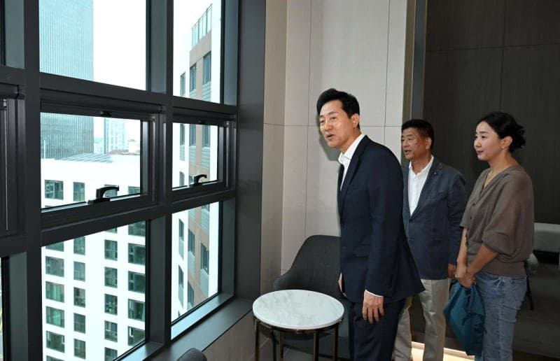 오세훈 서울시장, 집값 '상향평준화' 우려…모아주택 1호 준공하며 공급 확대 속도
