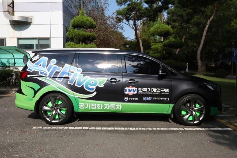달릴수록 깨끗해진다…미세먼지 잡는 '공기정화 자동차' 기술 개발