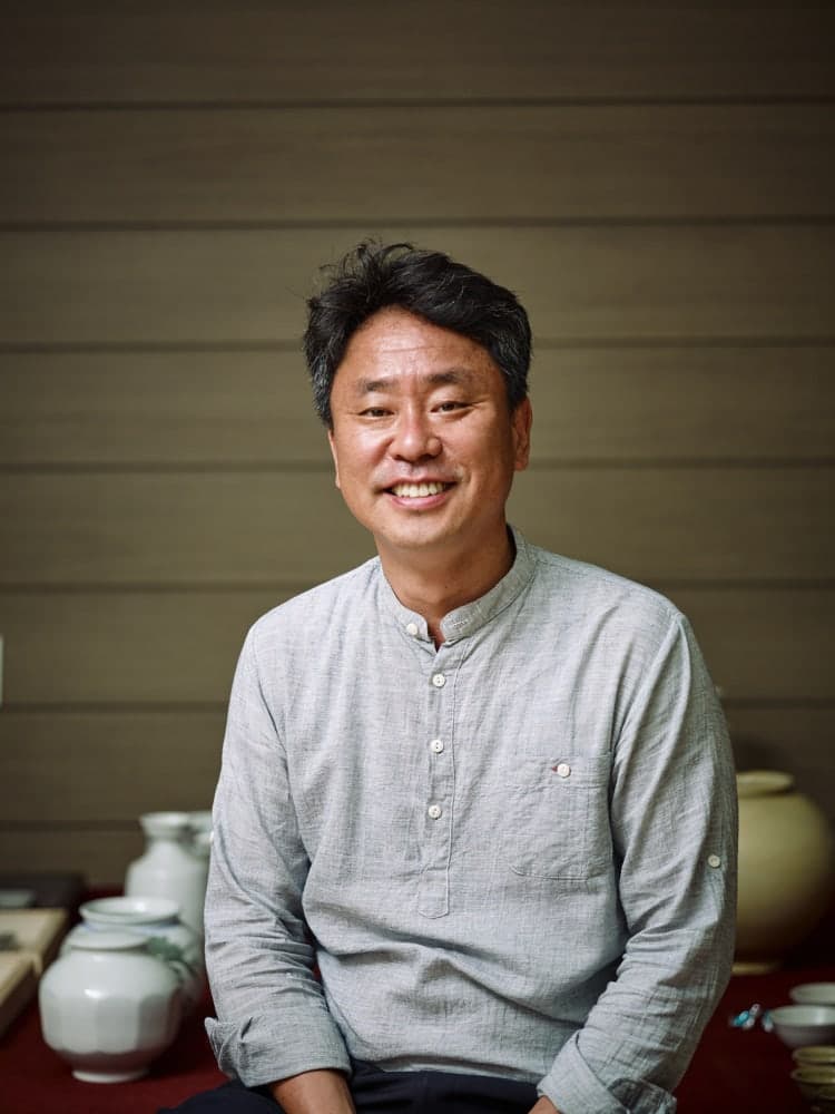 정두섭 도예가, 26번째 개인전 ‘머문 숨’으로 25년 작품 세계 선보인다