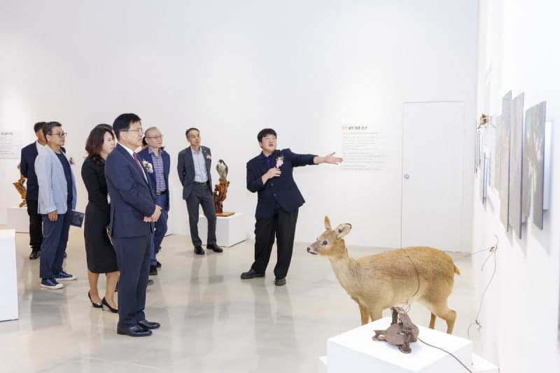 강원대 야생동물구조센터, 20년의 기록 담은 기념전 개최