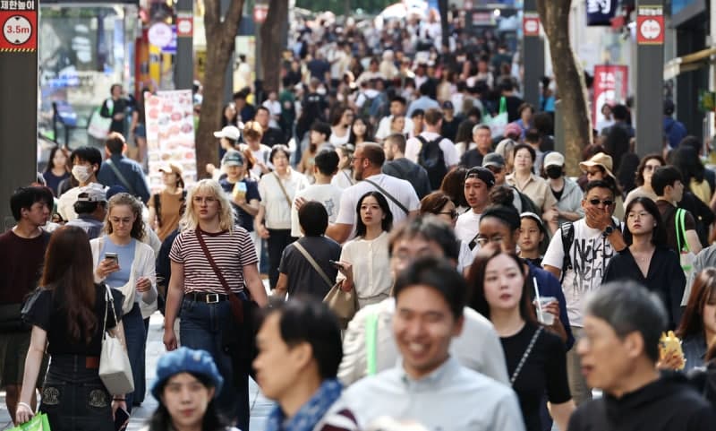 쇼핑·미식·세신까지…일본인 관광객 사로잡은 '서울 탄환여행' 열풍