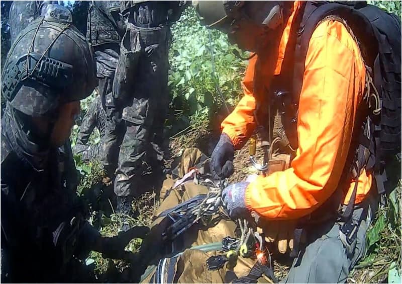 청와대, DMZ 지뢰 사고 조사 지연 의혹 부인…군사적 판단 강조