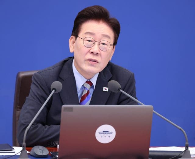이재명 대통령 "주택 공급에 나라 운명 달려…엎드릴 각오로 임하라"
