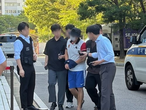 한강공원서 흉기 난동 부린 40대 남성…"잘못한 게 없잖아요"