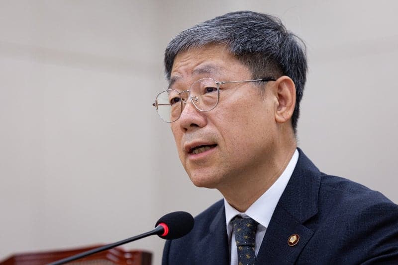 與, 대법관 재제청 갈등 속 조희대 대법원장 국감 증인 채택