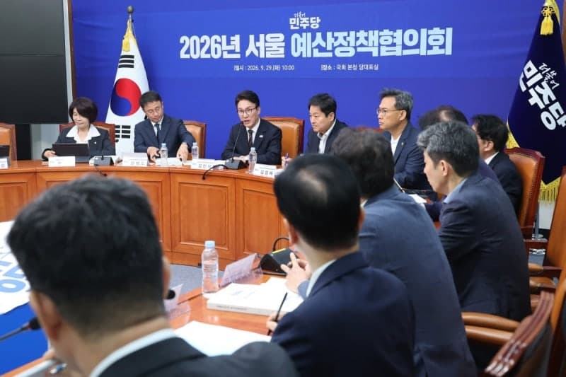 김민석 민주당 대표, 오세훈 시정 무조건 반대 않겠다…시민 위한 비판적 협력