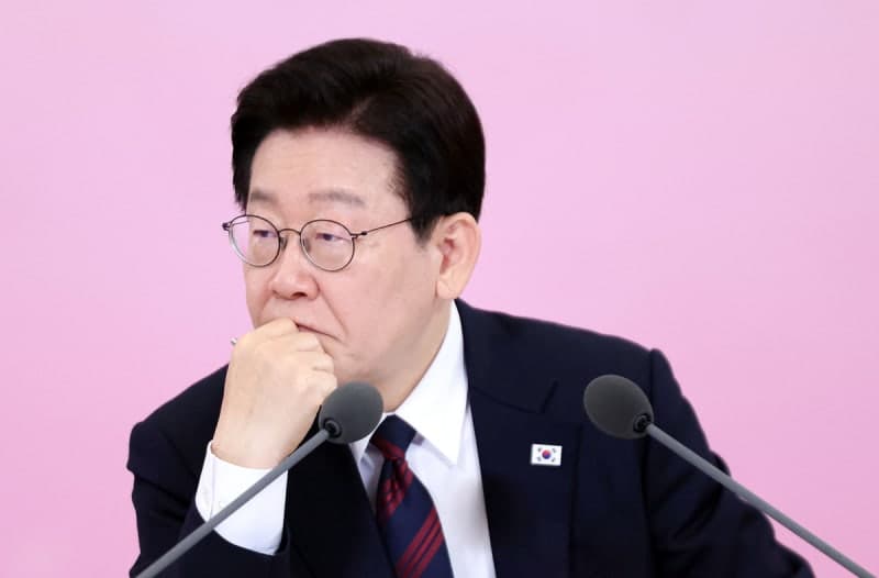 이재명 대통령 "SNS 글 인용이 작성자 과거 행적 동조는 아니다"