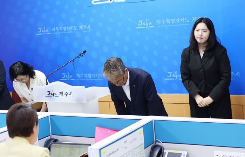 추석 격려금서 기간제 노동자 제외한 제주시, 이상봉 시장 "상대적 박탈감 사과"