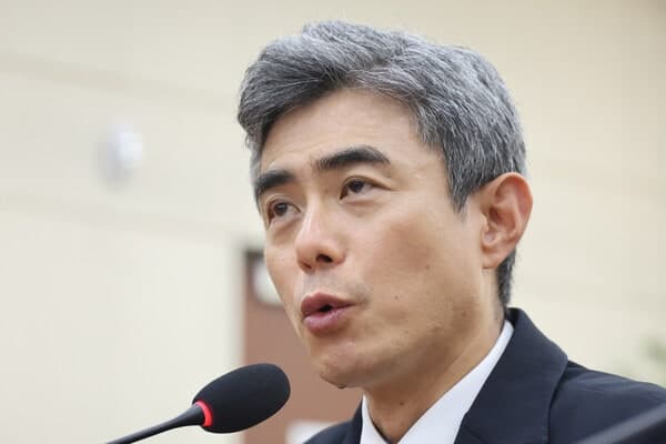 강신철 국방장관 "DMZ 지뢰 폭발, 북한 국경선 요새화 과정서 매설"