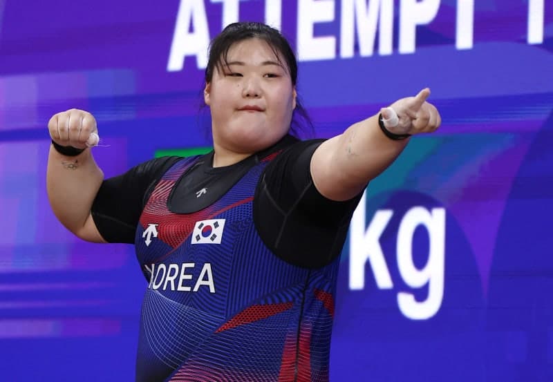박혜정, 4kg 감량 악조건 뚫고 300kg 번쩍…아시안게임 은메달 쾌거