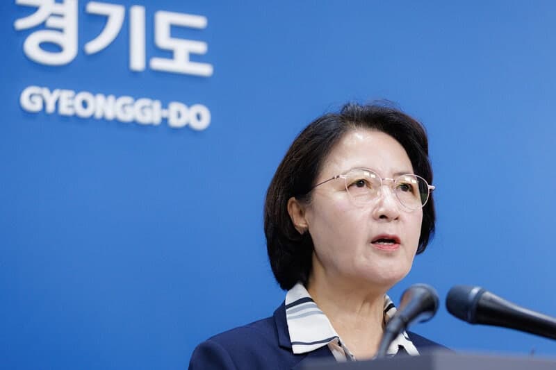 추미애 경기도지사, 내달 7일 취임 100일 기자간담회…새 BI 최초 공개