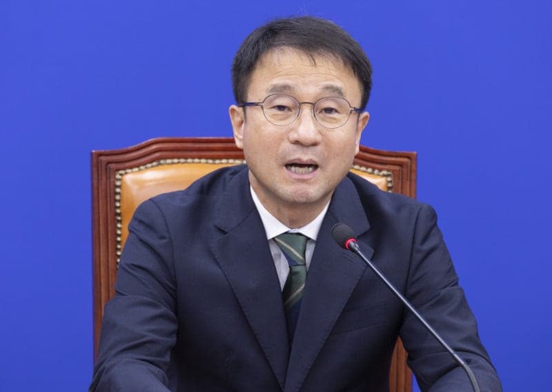 민주당, '조작기소 특검법' 국감 이후로 연기…민생 법안 처리에 집중