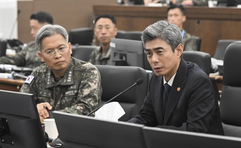 강신철 국방장관, 해군작전사령부 찾아 "적 도발 시 주저 말고 단호히 대응하라"