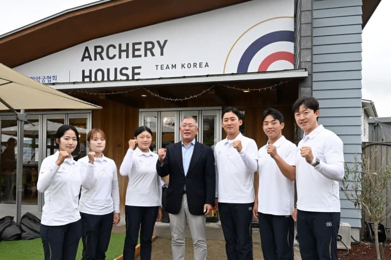 컴파운드 양궁, 혼성 銀·여자 銅 획득…메달 레이스 출발