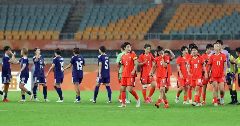 5만석 경기장에 관중 998명…일본도 놀란 한일전 흥행 참패