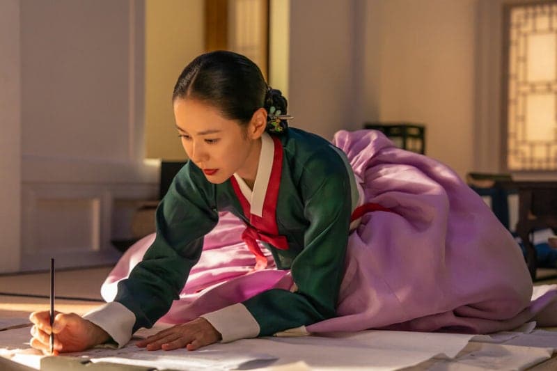 손예진이 말하는 넷플릭스 스캔들 속 조씨 부인의 복잡한 내면