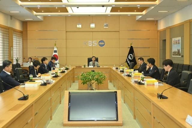 KBS 이사회, 정재권 이사장 재선출…차기 사장 선출 절차 돌입