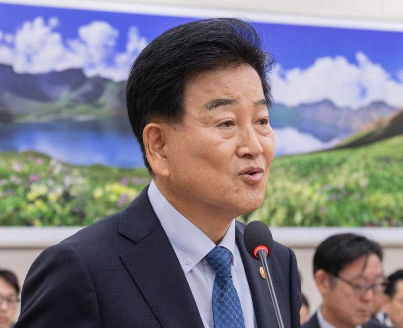 DMZ 지뢰 폭발에 정동영 통일부 장관 유럽 일정 취소하고 조기 귀국