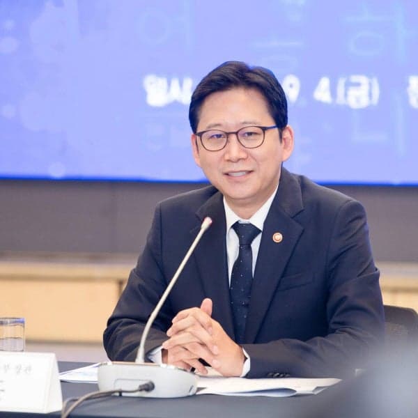 배경훈 부총리 '독파모는 계속된다'…프런티어 AI와 두 축으로 도전