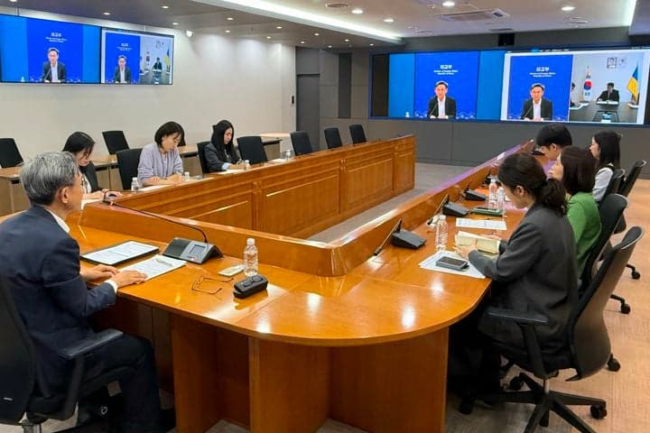 우크라이나 전역 대규모 공습 지속…외교부, 재외국민 안전대책 점검