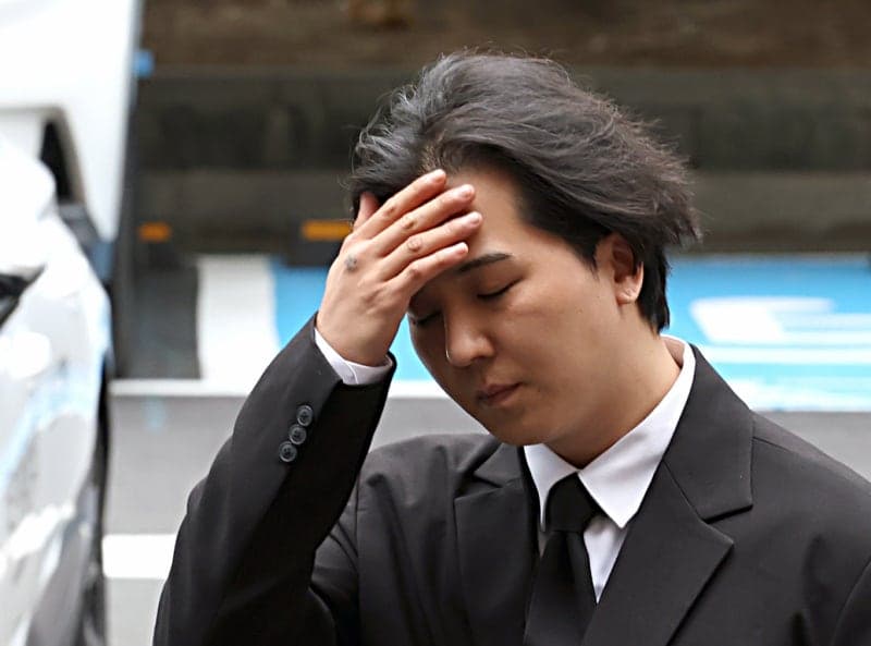 "102일 무단결근" 송민호, 오늘 1심 선고…검찰 징역 1년 6개월 구형
