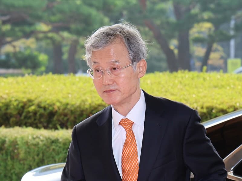 조희대 대법원장, 국군의 날 행사 불참…청와대와 갈등 영향?