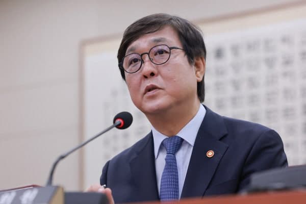 최휘영 문체부 장관, '패노메논' 상표권 특혜 논란에 "정부·민간 5대 5 공동 보유"