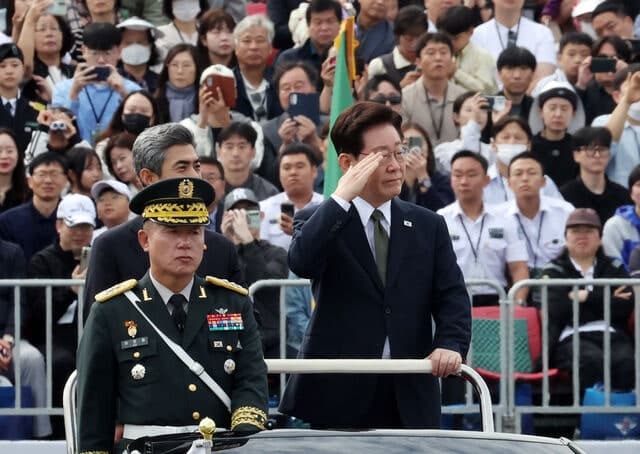 이재명 대통령, DMZ 지뢰 폭발에도 북한 향해 '인내와 신뢰' 강조