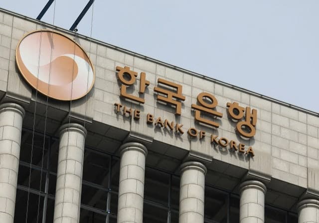 9월 소비자물가 2.9% 상승…통신료 기저효과에 두 달 만에 2%대 진입