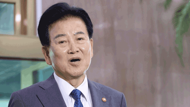 정동영 통일부 장관, DMZ 지뢰 사고에 북한 사과 촉구.. 확성기 재개는 반대