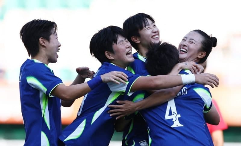 여자 축구, 11년 만에 중국 꺾고 8년 만의 아시안게임 동메달 획득