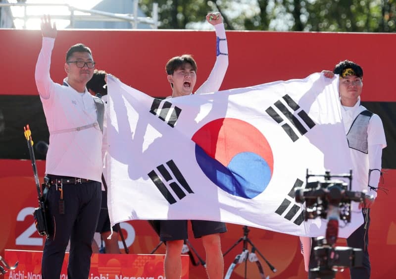 한국 남자 양궁, 아시안게임 리커브 단체전 2연패 달성