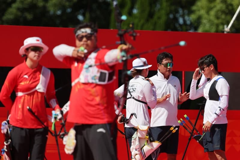 한국 양궁, 혼성 단체전 준결승서 중국에 0-6 완패…결승 진출 좌절
