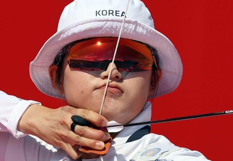 오예진, 슛오프 접전 끝 은메달…한국 여자 양궁 리커브 사상 첫 '노골드'
