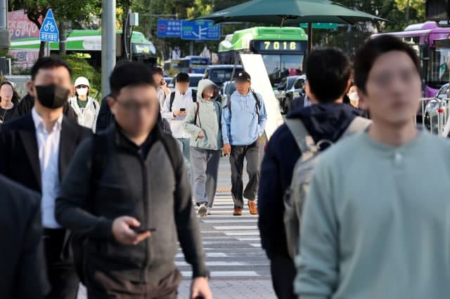 개천절 연휴 15도 안팎 큰 일교차… 4~5일 전국 곳곳 가을비