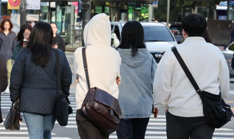 밤부터 전국 곳곳 요란한 가을비…그친 뒤 기온 뚝