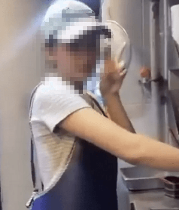 "한국인들은 몰라"…상한 생선 끓여 손님 조롱한 식당 직원 논란