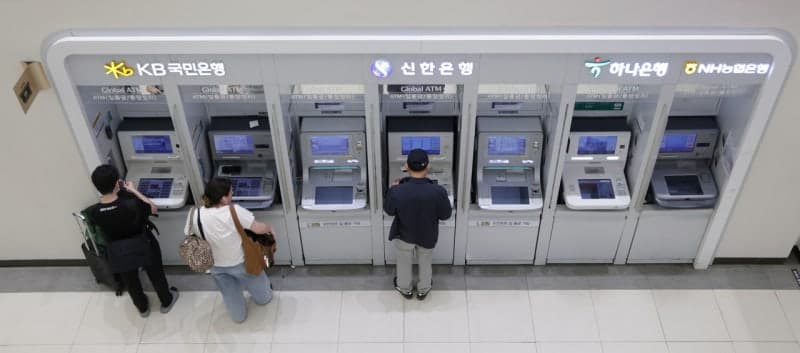 농어촌서 사라지는 ATM…접근거리 2km 넘는 지역 4년 새 17곳으로 급증