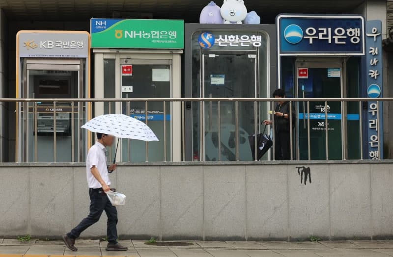 미성년자 예·적금 잔액 10조 원 육박…10억 이상 보유자 52명
