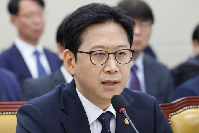 LG유플러스 해킹 은폐 의혹 확인 시 위약금 면제 추진한다