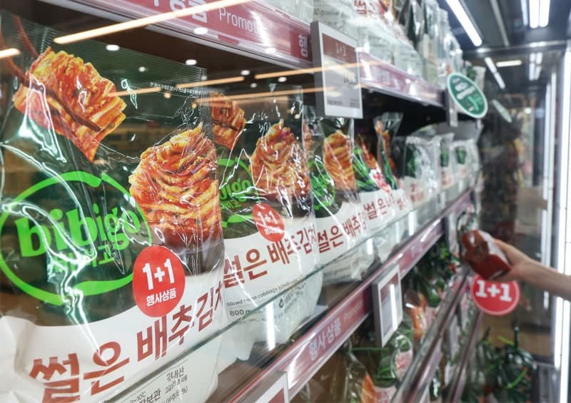 호텔 셰프 손맛 vs 백화점 장인 재료… 프리미엄 김치 시장 전쟁 본격화