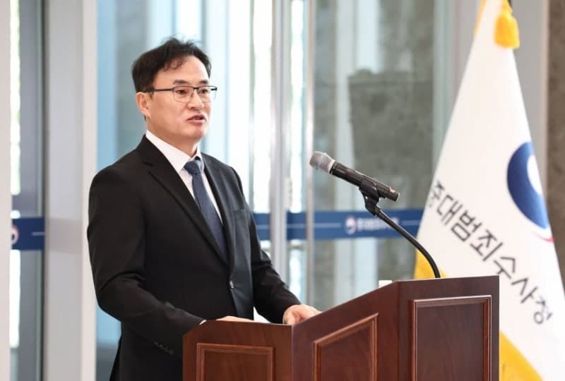 "재제청 못하면 그만둬라" 與 사퇴 압박…조희대 대법원장과 정면충돌