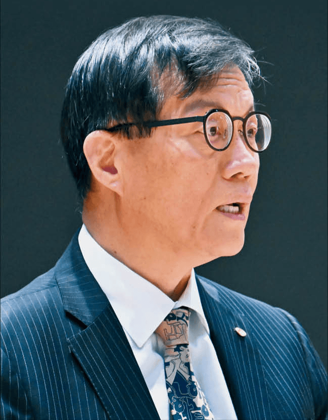 연봉 8200만원 이상 화이트칼라, 주 52시간제 예외 도입 제안